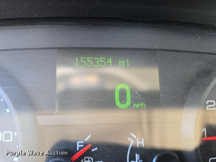 image for item EN8726 2009 Ford Crown Victoria  