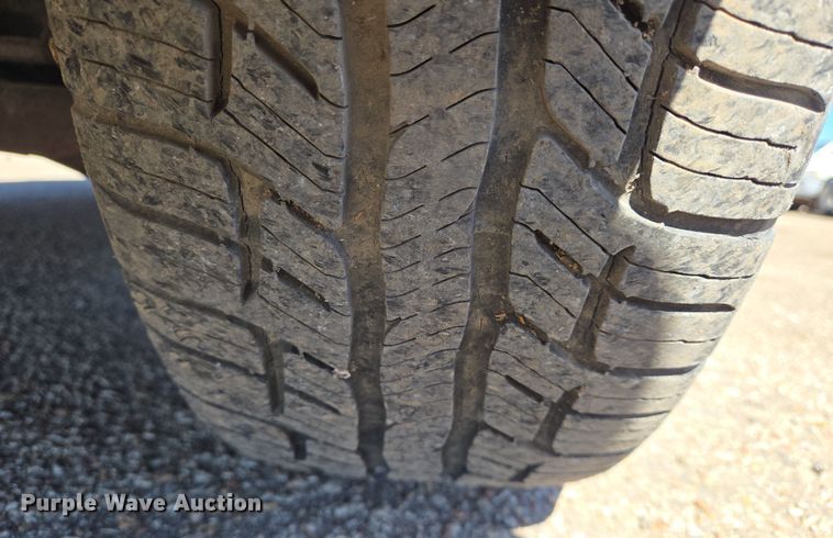 image for item EN8726 2009 Ford Crown Victoria  