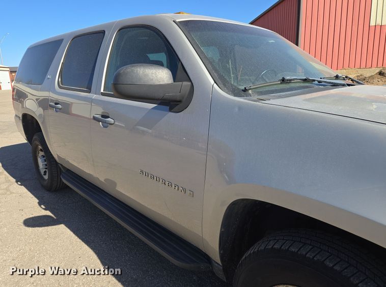 image for item EN8727 2007 Chevrolet  Suburban SUV