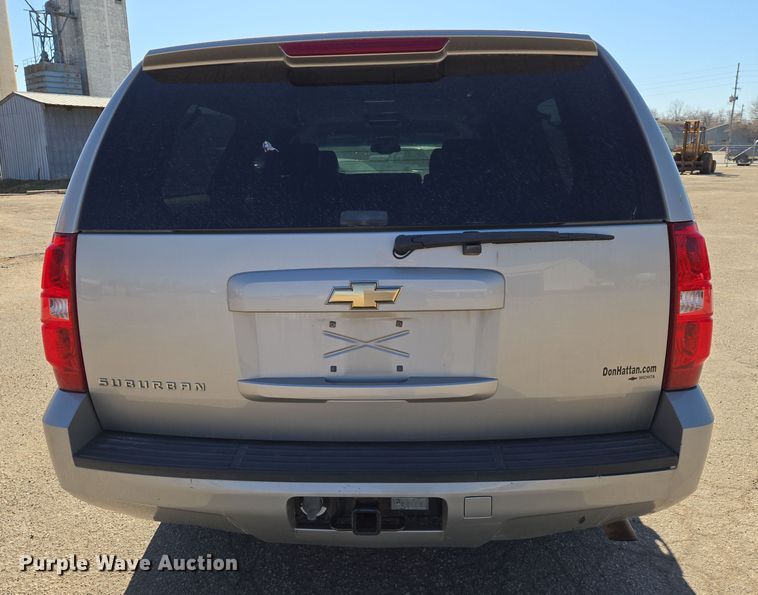 image for item EN8727 2007 Chevrolet  Suburban SUV