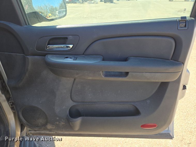 image for item EN8727 2007 Chevrolet  Suburban SUV