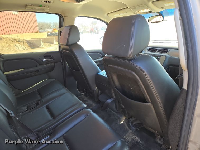 image for item EN8727 2007 Chevrolet  Suburban SUV