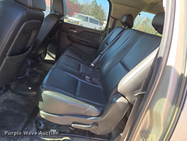 image for item EN8727 2007 Chevrolet  Suburban SUV