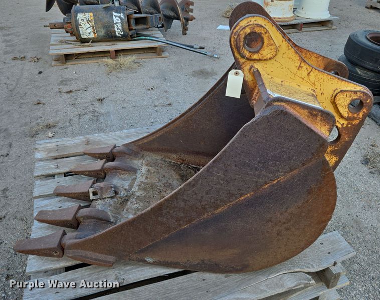 image for item EN8731 25