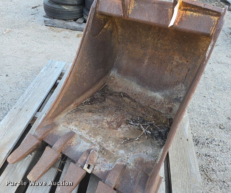 image for item EN8731 25