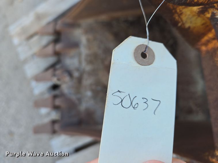 image for item EN8731 25