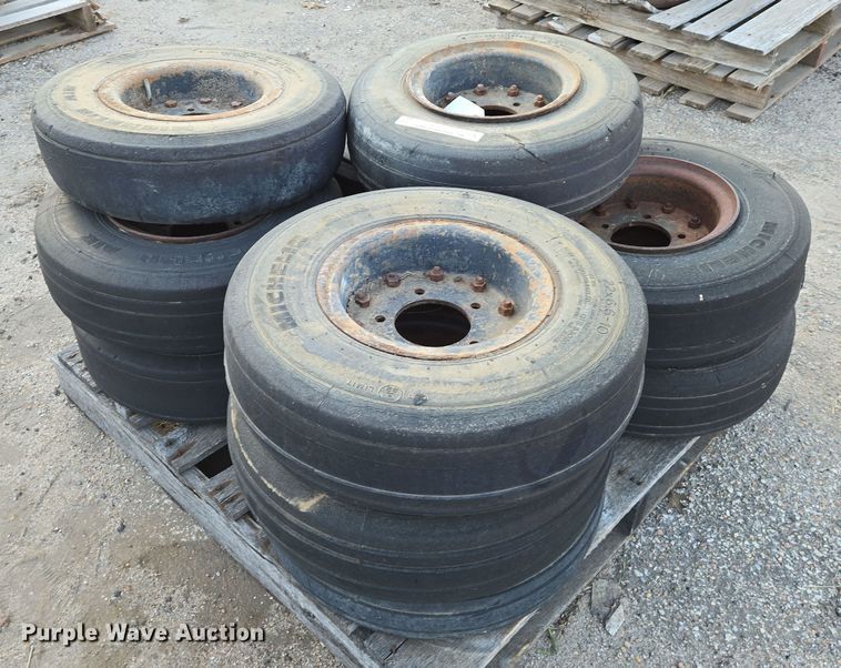 image for item EN8735 Tires and wheels