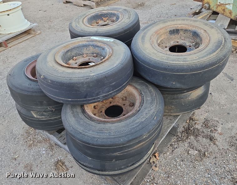 image for item EN8735 Tires and wheels