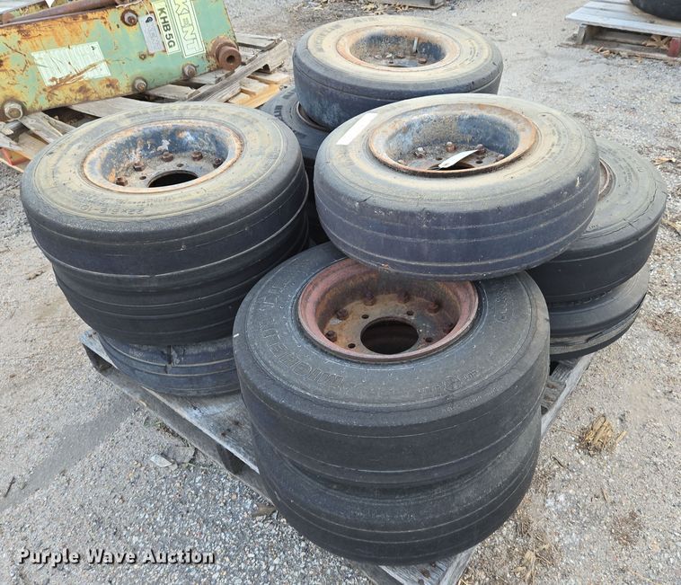 image for item EN8735 Tires and wheels