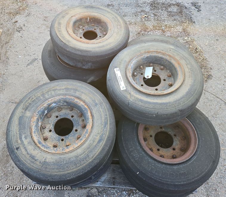image for item EN8735 Tires and wheels
