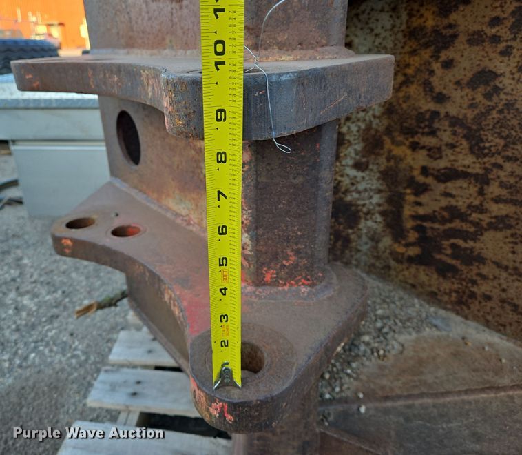 image for item EN8739 36