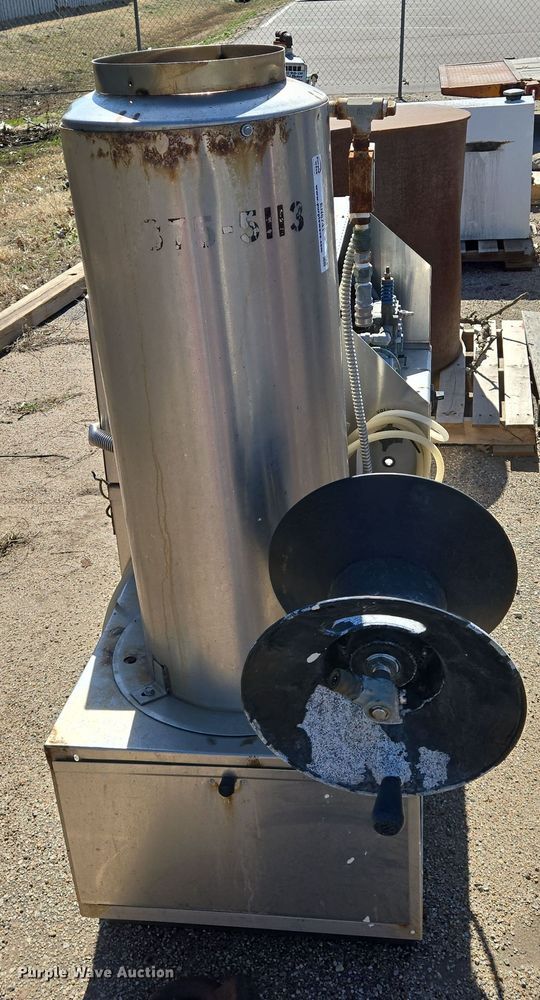 image for item EN8741 2013 Alkota 4201 NG UL hot pressure washer