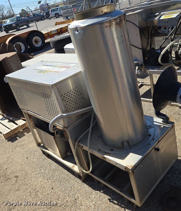 image for item EN8741 2013 Alkota 4201 NG UL hot pressure washer