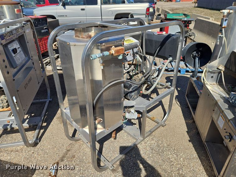 image for item EN8742 2015 Hydrotek hot pressure washer