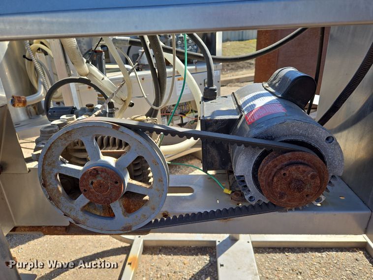 image for item EN8742 2015 Hydrotek hot pressure washer