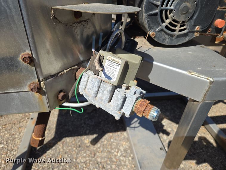 image for item EN8742 2015 Hydrotek hot pressure washer