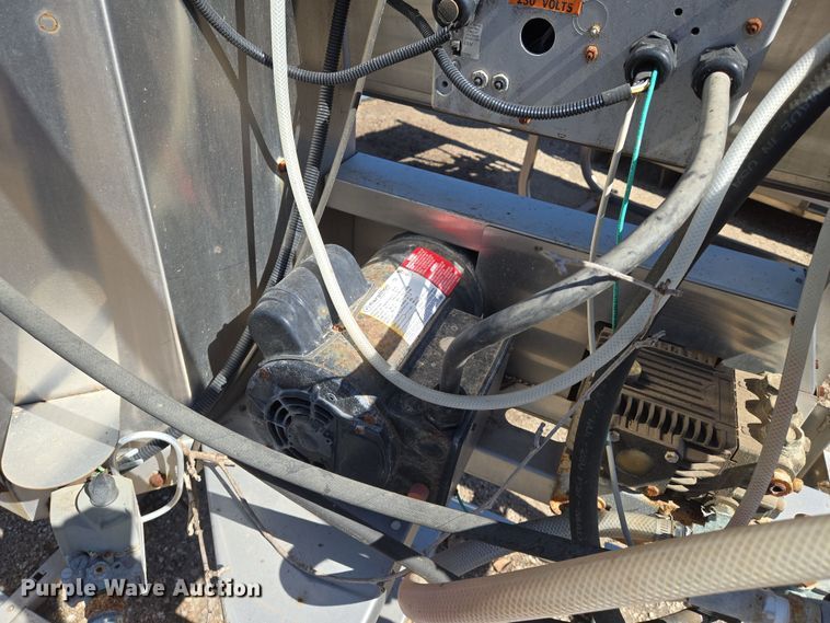 image for item EN8743 2015 Hydrotek HN20004E2G hot pressure washer