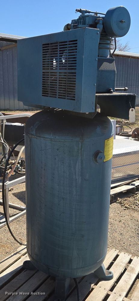 image for item EN8744 Kellogg American 335TV air compressor