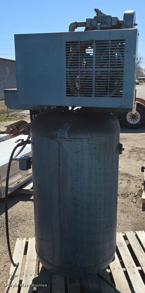 image for item EN8744 Kellogg American 335TV air compressor