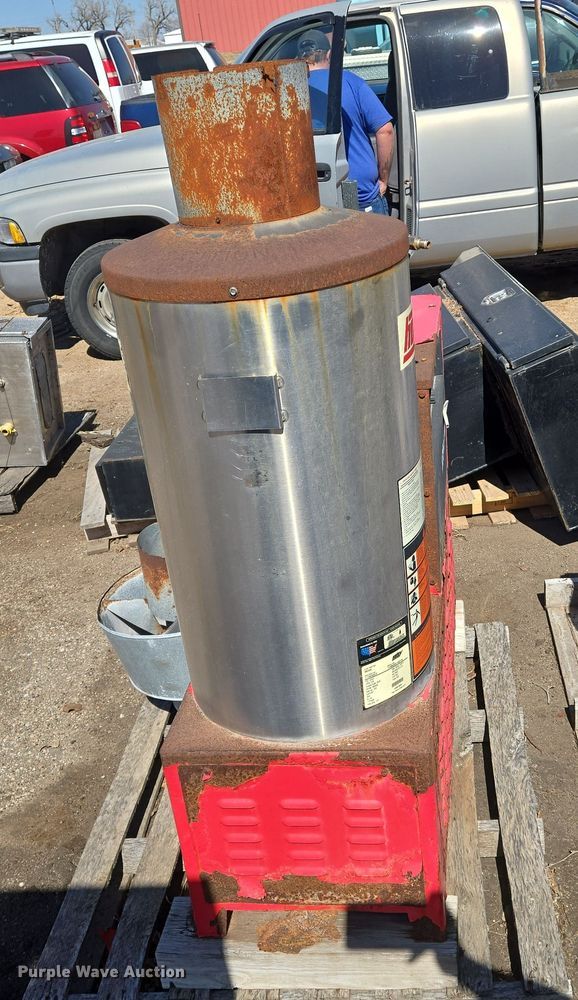 image for item EN8745 2010 Hotsy 982SS hot pressure washer