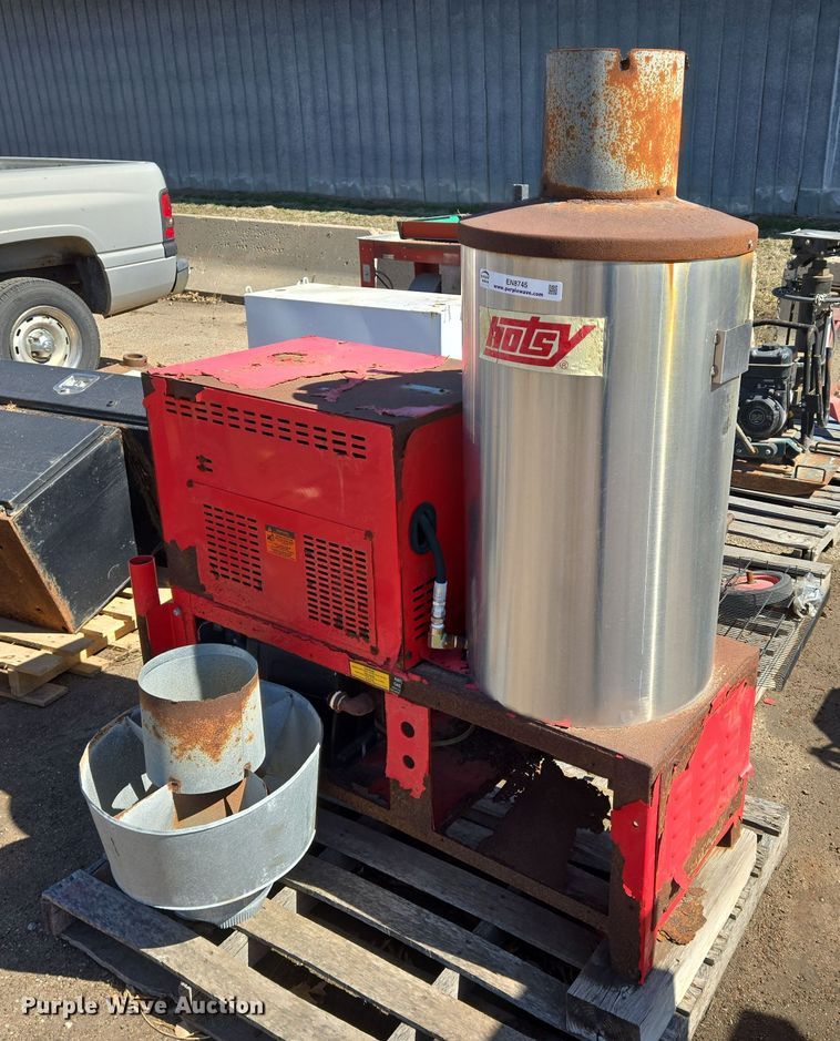 image for item EN8745 2010 Hotsy 982SS hot pressure washer