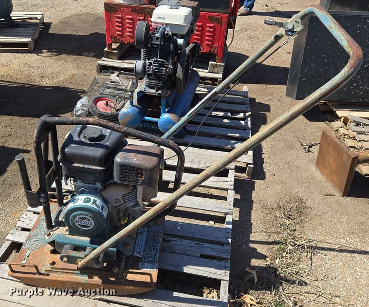 image for item EN8747 Nexus NXC-300 plate compactor