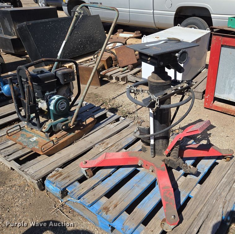 image for item EN8748 Transmission jack