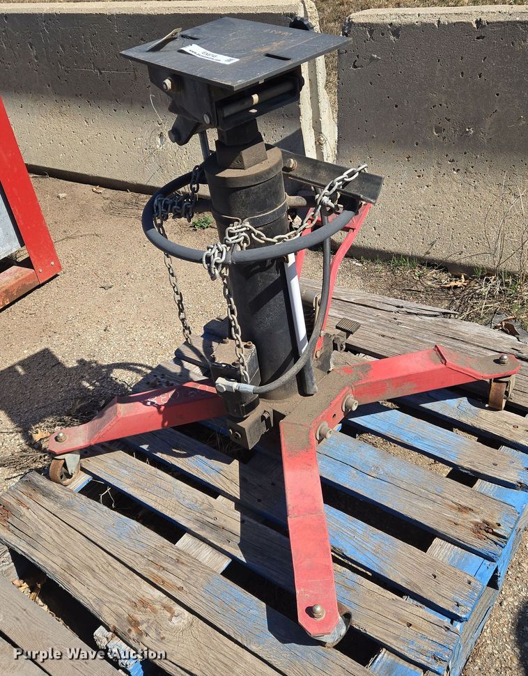 image for item EN8748 Transmission jack