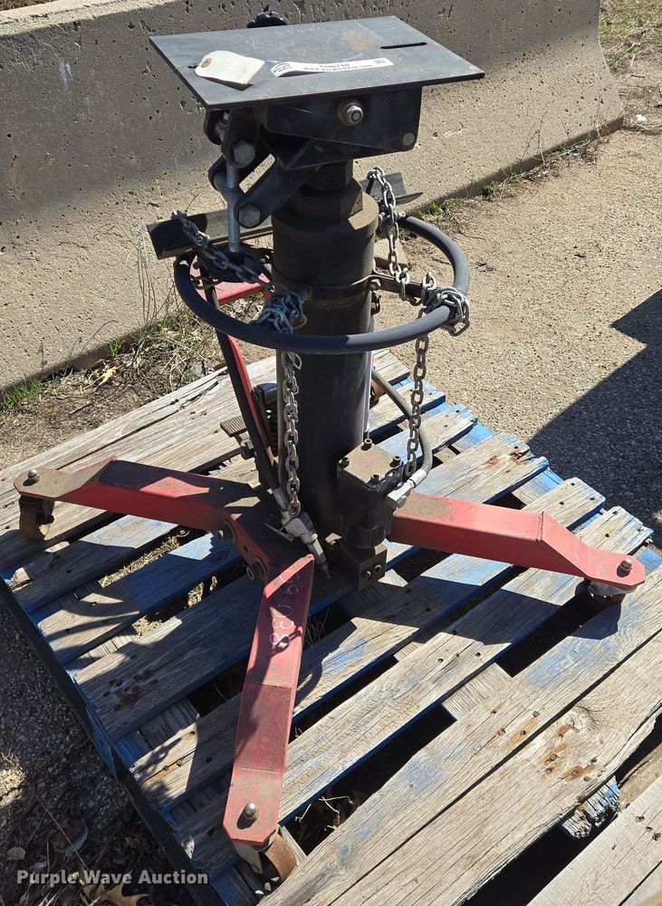 image for item EN8748 Transmission jack