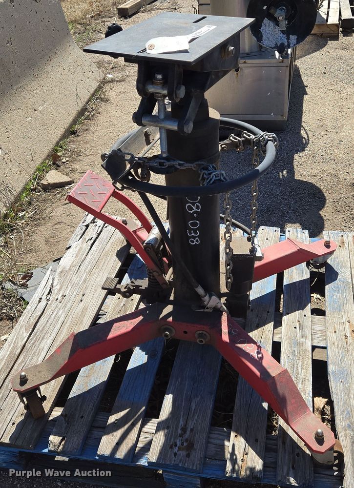 image for item EN8748 Transmission jack