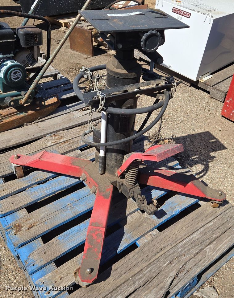 image for item EN8748 Transmission jack