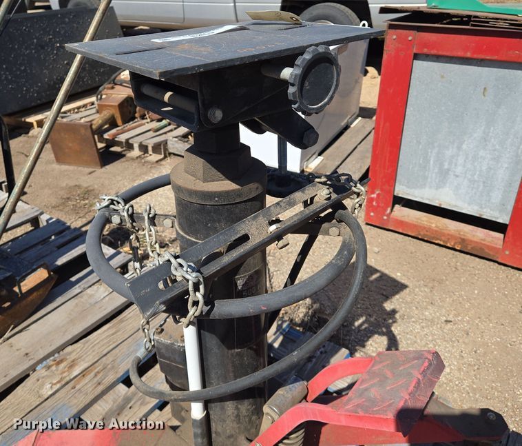 image for item EN8748 Transmission jack