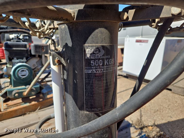 image for item EN8748 Transmission jack