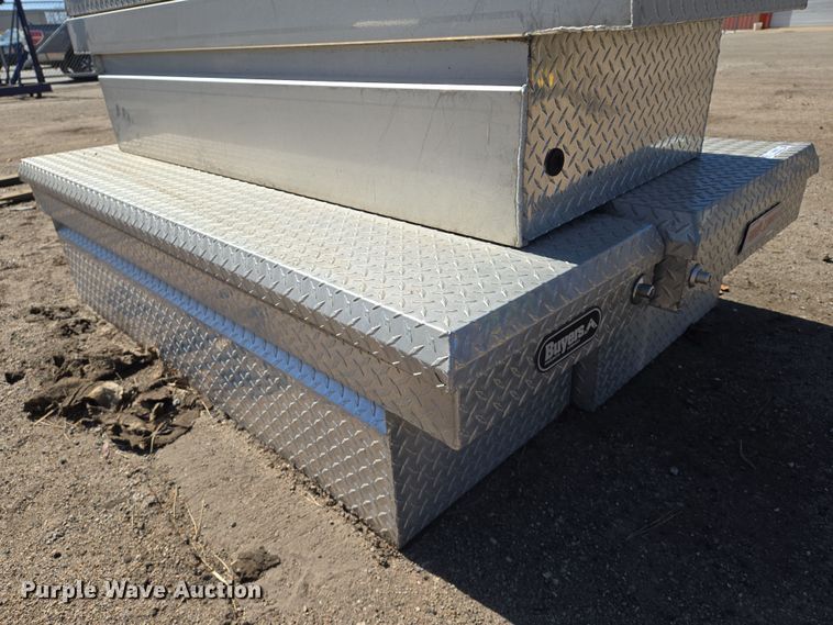 image for item EN8749 (3) toolboxes 