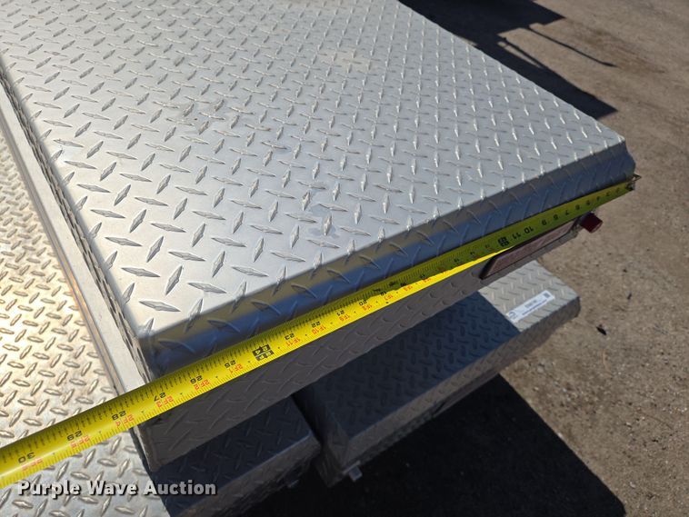 image for item EN8749 (3) toolboxes 