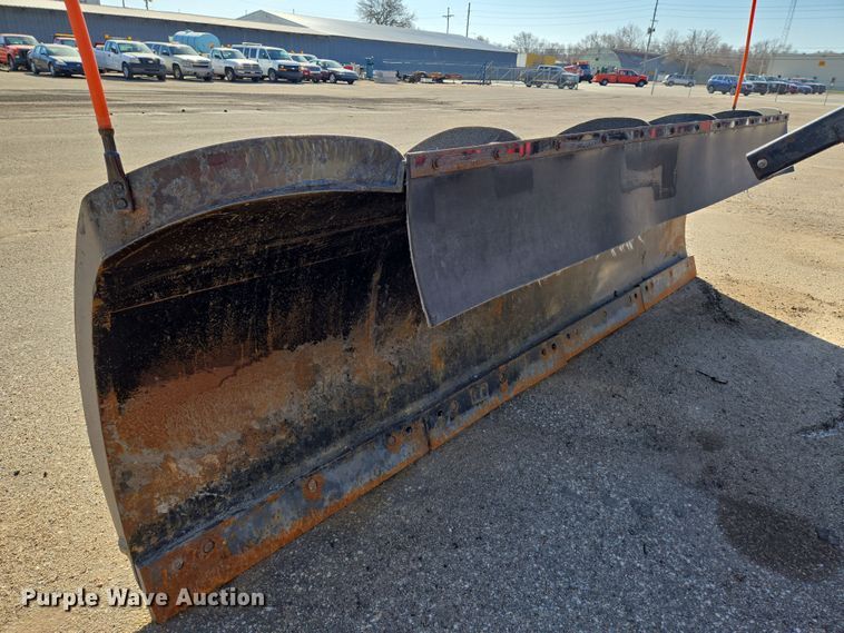 image for item EN8771 2009 Sterling  L-Line dump truck