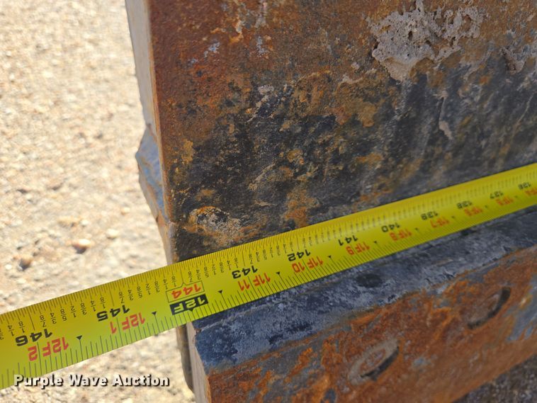 image for item EN8771 2009 Sterling  L-Line dump truck