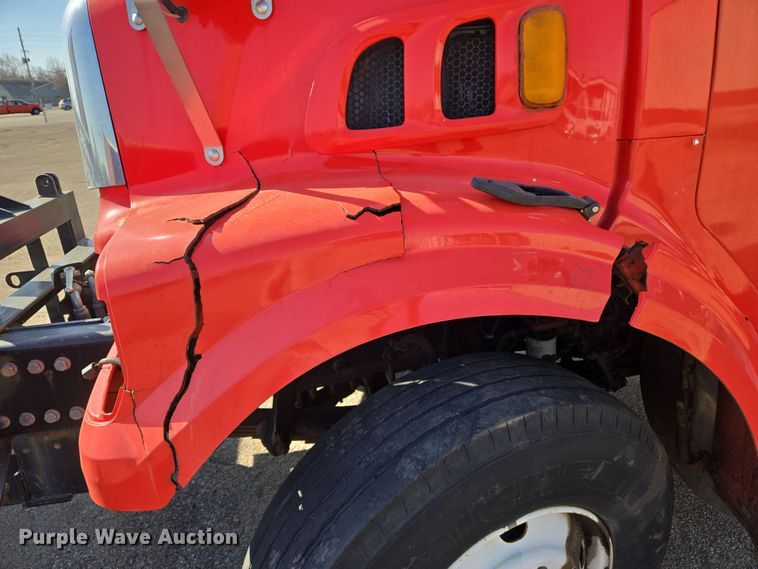 image for item EN8771 2009 Sterling  L-Line dump truck