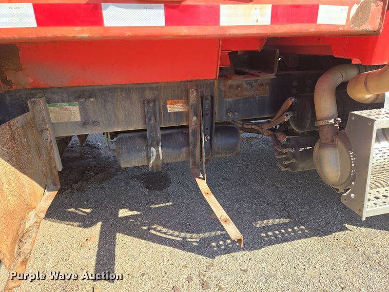 image for item EN8771 2009 Sterling  L-Line dump truck