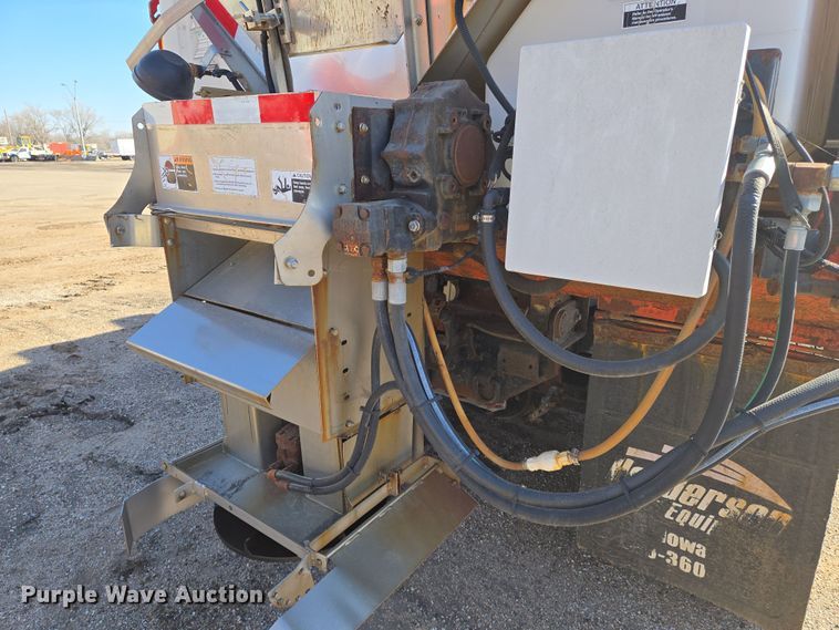 image for item EN8771 2009 Sterling  L-Line dump truck