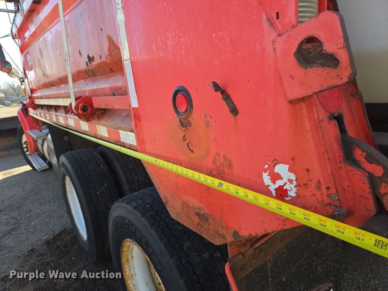 image for item EN8771 2009 Sterling  L-Line dump truck