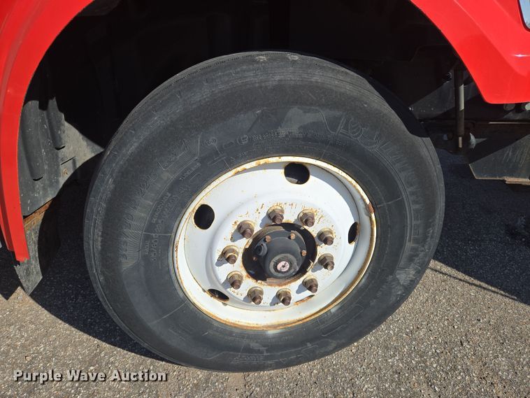 image for item EN8771 2009 Sterling  L-Line dump truck