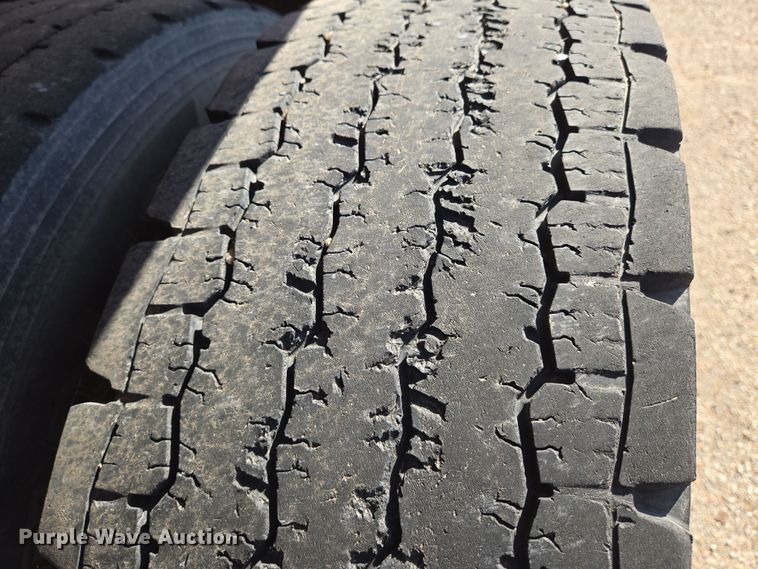 image for item EN8771 2009 Sterling  L-Line dump truck