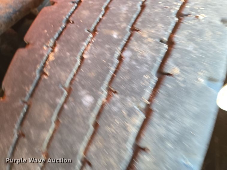 image for item EN8771 2009 Sterling  L-Line dump truck