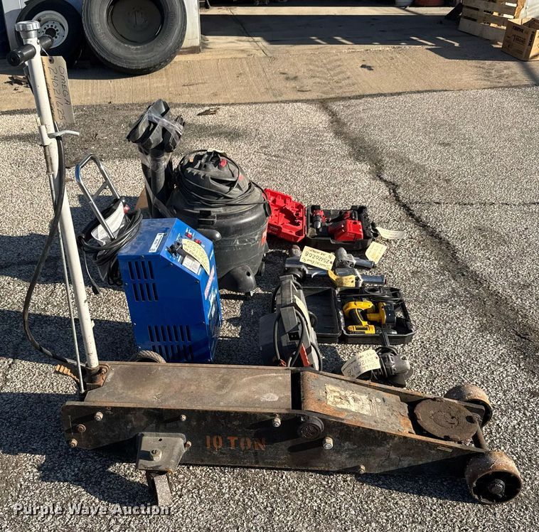 image for item EQ1198 Tools