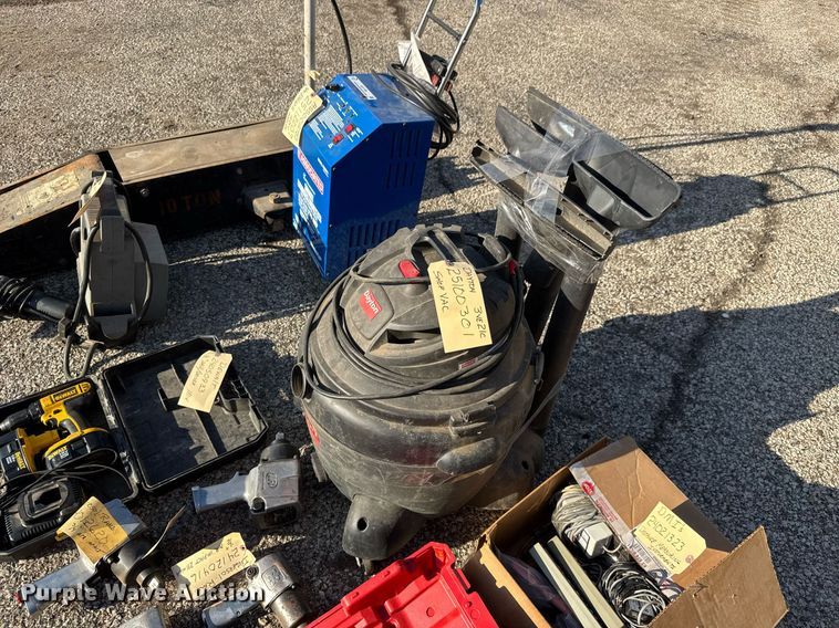 image for item EQ1198 Tools