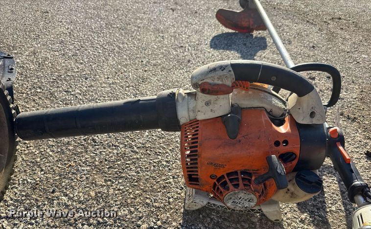 image for item EQ1199 Lawn equipment 