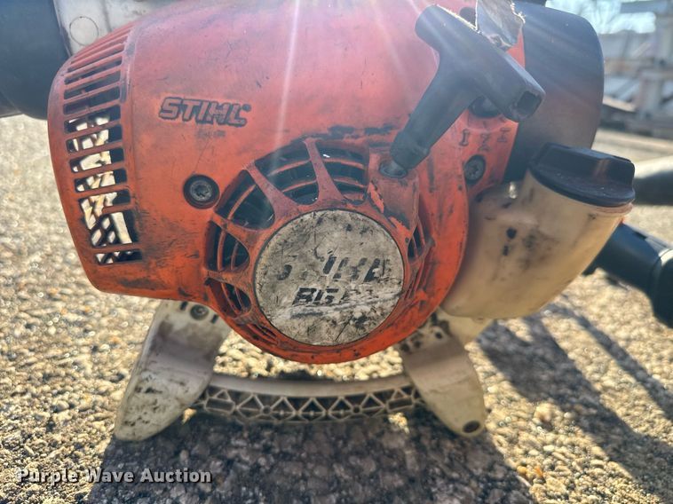 image for item EQ1199 Lawn equipment 