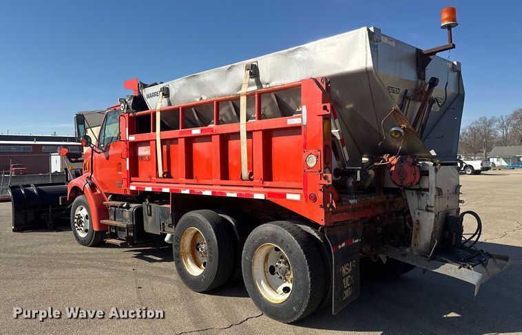 image for item EQ1201 2001 Sterling L7500 dump truck