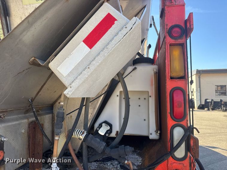 image for item EQ1201 2001 Sterling L7500 dump truck